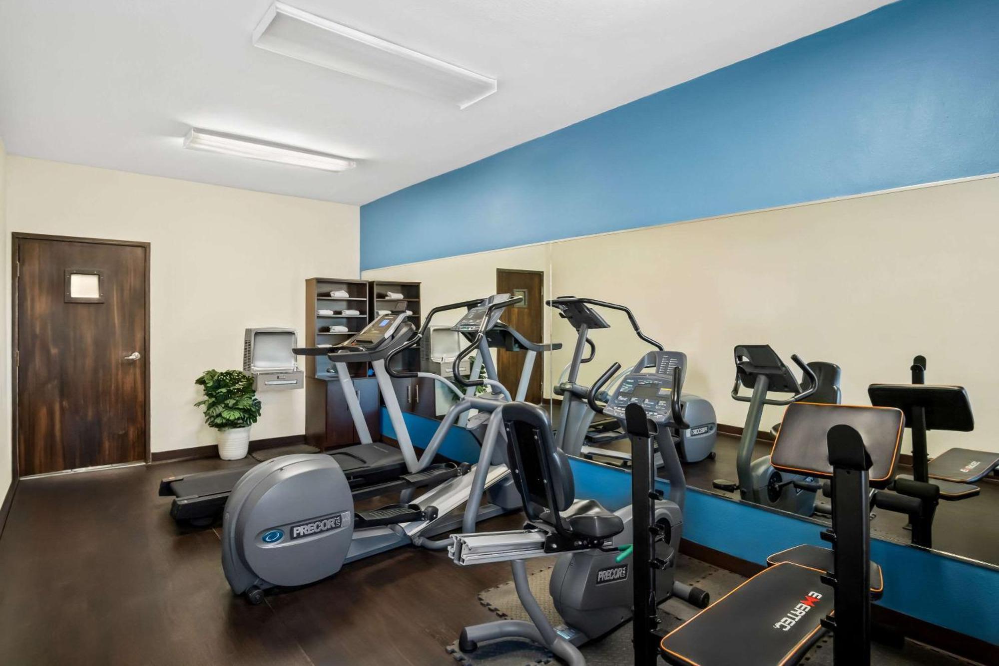 Quality Suites Irving-Las Colinas Kültér fotó